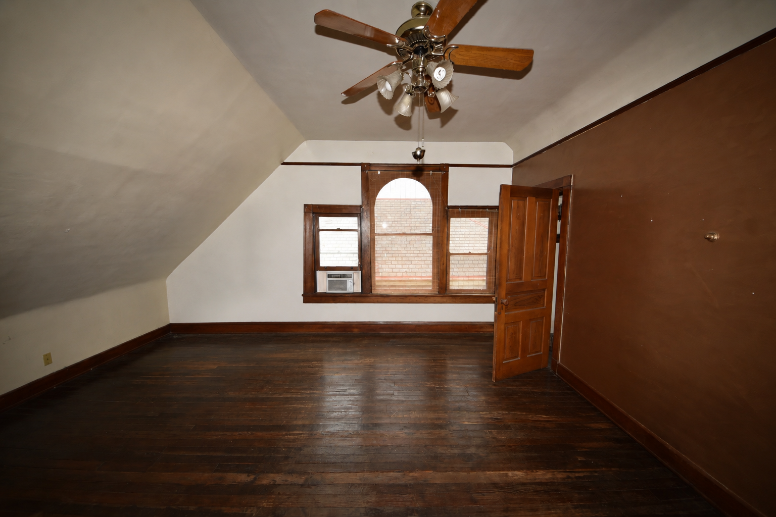 538 Terrace Ave - Unit 6