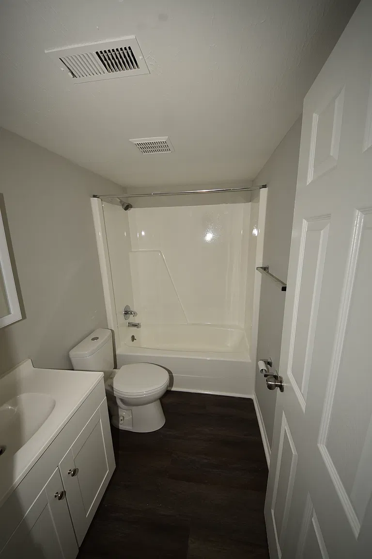 926 Ohio Pike #405, Cincinnati, OH 45245